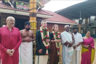 FRENCH COUPLE MARRIAGE IN TEMPLE