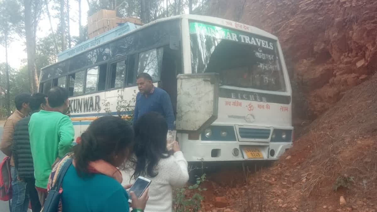 Bus Accident in Bageshwar