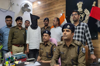 पुलिस ने किया गिरफ्तार