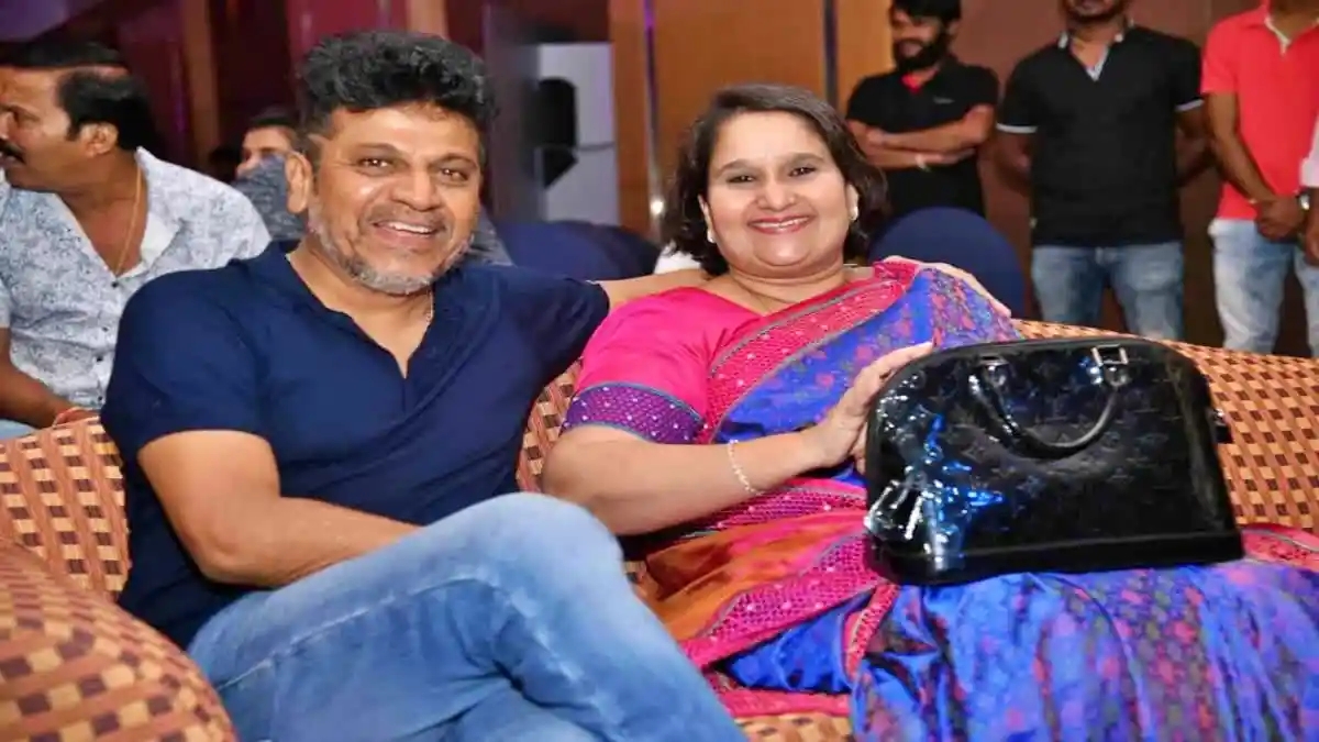 Shivarajkumar with wife Geetha Shivarajkumar