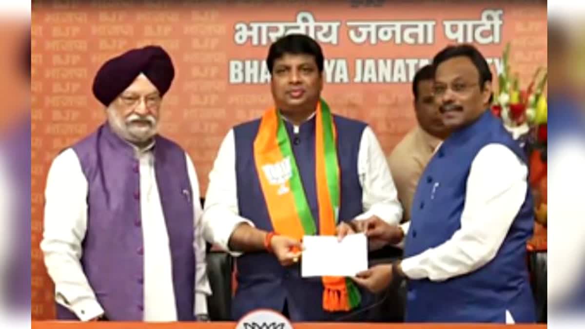 Former Congress spokesperson Rohan Gupta joins BJP