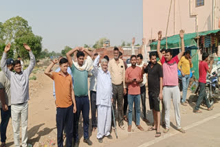 mehndipur-balaji-people-protested-due-to-police-barricading-at-bye-pass