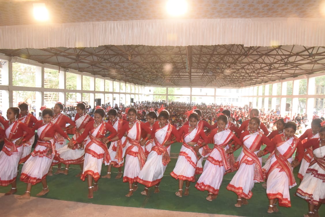 Nature festival of tribals Sarhul in Jharkhand today