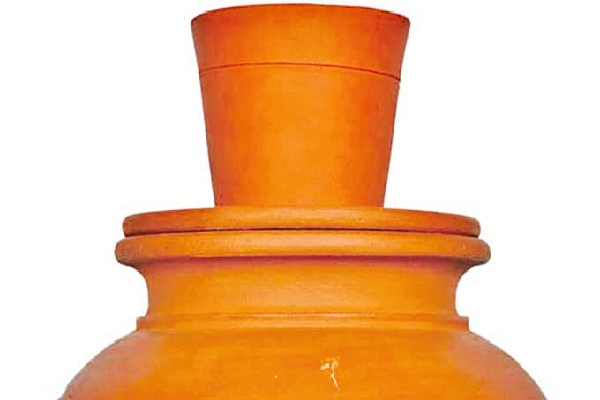 Benefits of Drinking Pot Water