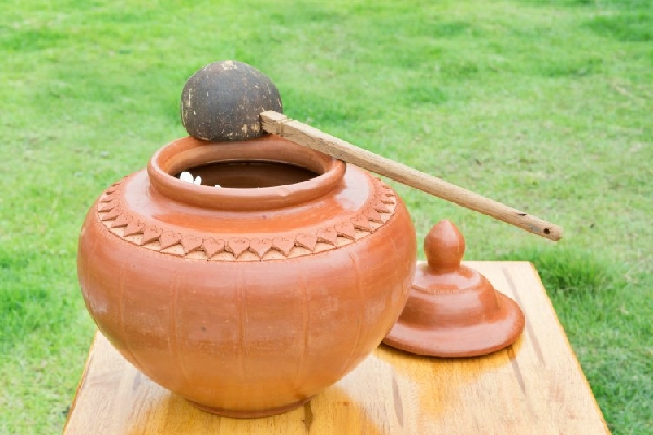 Benefits of Drinking Pot Water