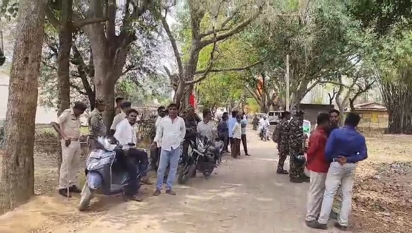 DEAD BODY RECOVERED FROM POND
