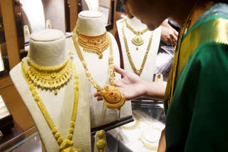 MCX Gold Touched New All Time High Rs 93,736 Per 10 Gram