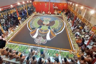 വടക്ക് പുറത്ത് പാട്ട്  VAIKOM MAHADHEVA TEMPLE  KODUNGALLUR AMMA KALAM EZHUTH  VAIKOM TEMPLE KODI ARCHANA
