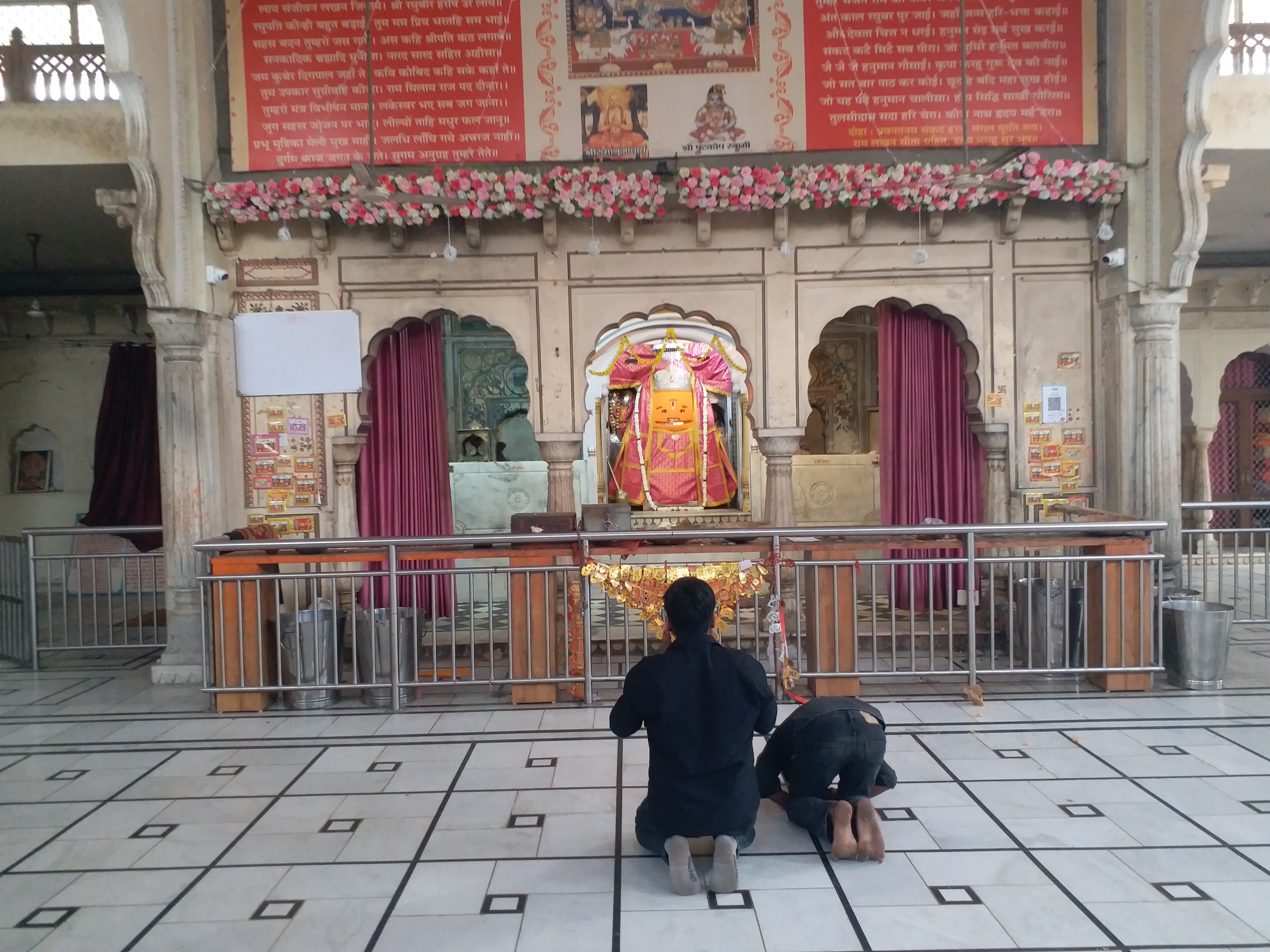 जयपुर के कुल देवता माने जाते हैं बालाजी