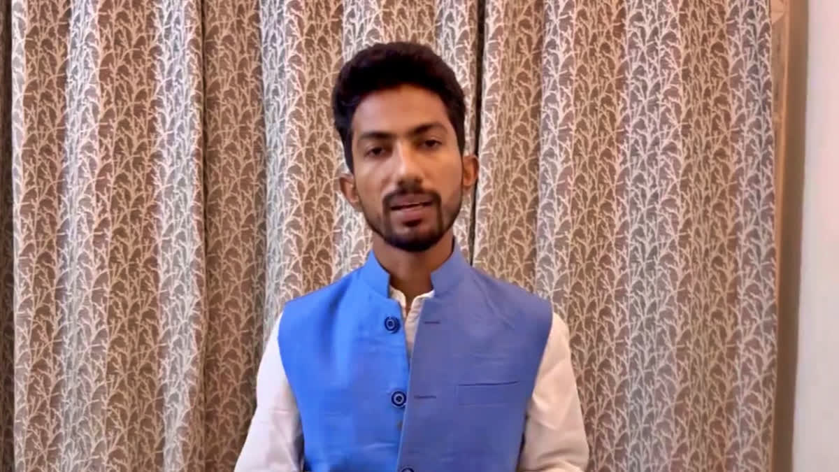 Comedian and politician Shyam Rangeela, known for mimicking political PM Narendra Modi, is set to contest the 2024 Lok Sabha elections from Prime Minister Narendra Modi’s constituency Varanasi as an Independent candidate.