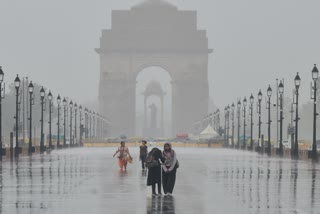 Dust Storm Hits Delhi