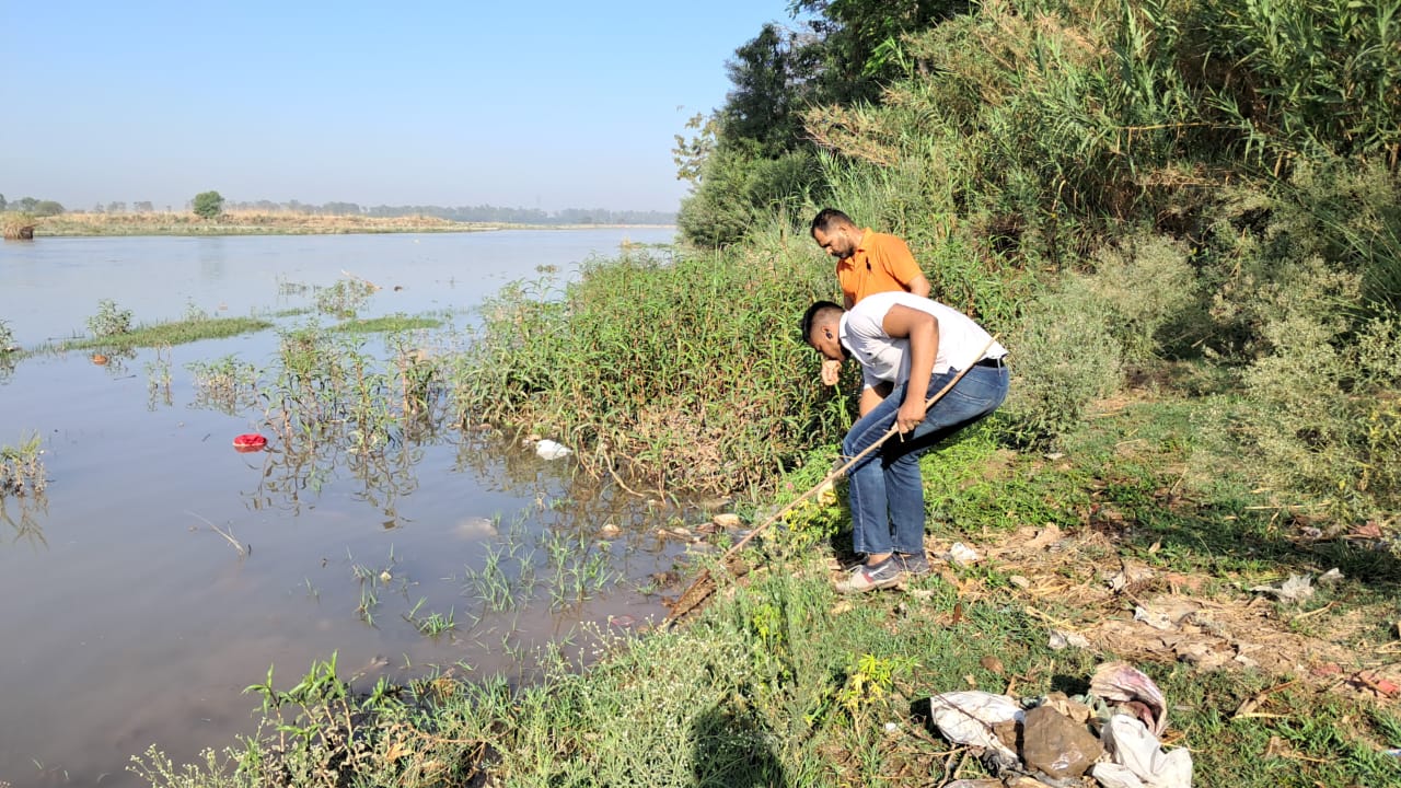 CLEANING THE SUTLEJ RIVER