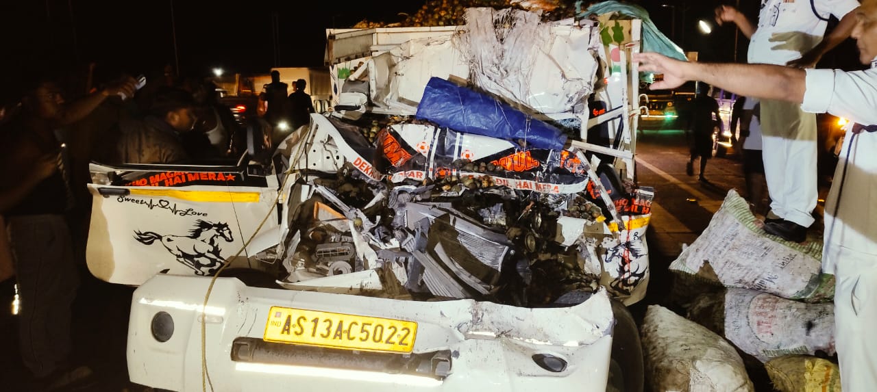 one dies and one injured in a terrible road accident on 37 NHs dergaon