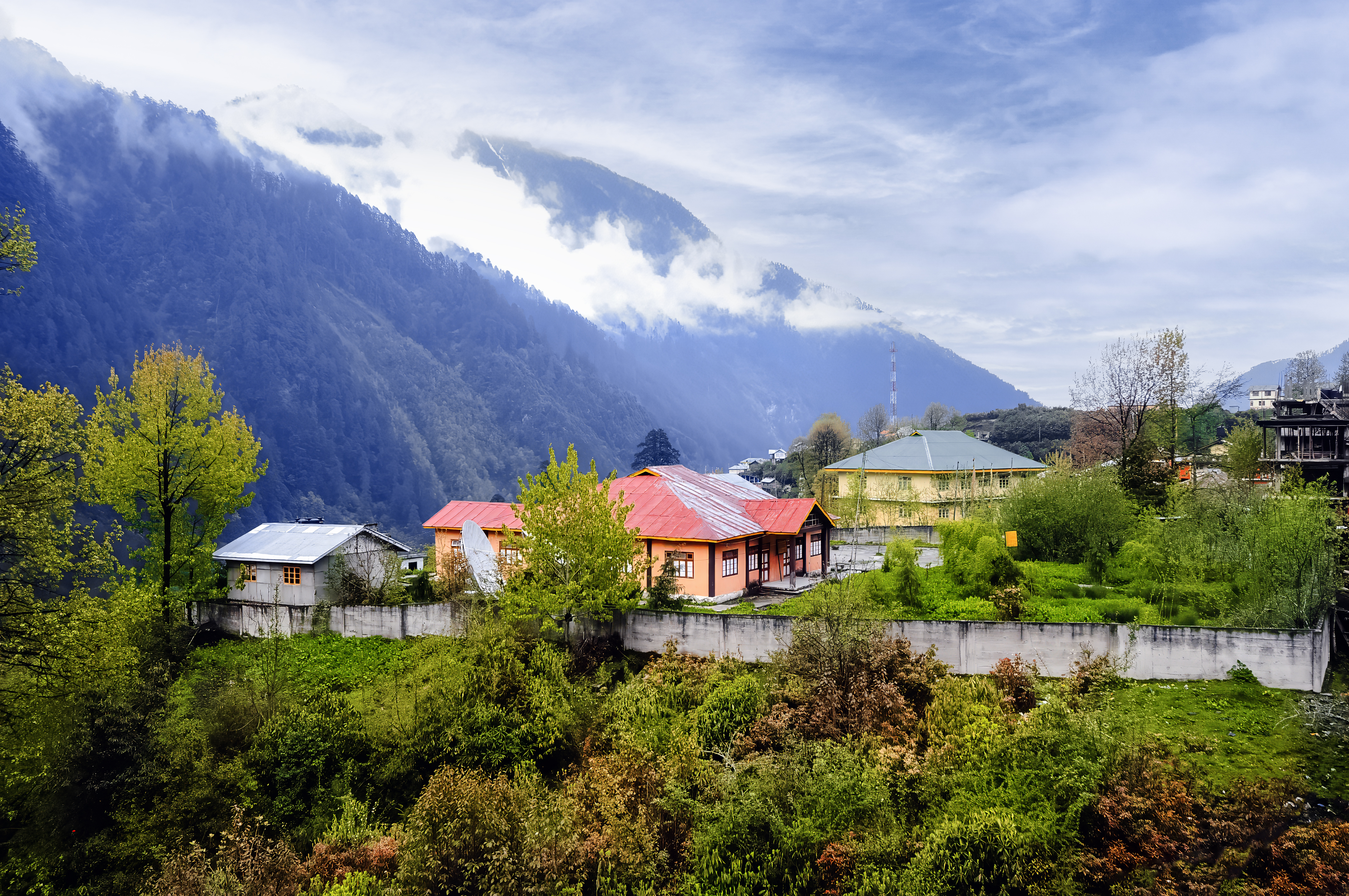 The couple who went to Sikkim for their honeymoon has been missing for 15 days, know why people get lost in the mountains