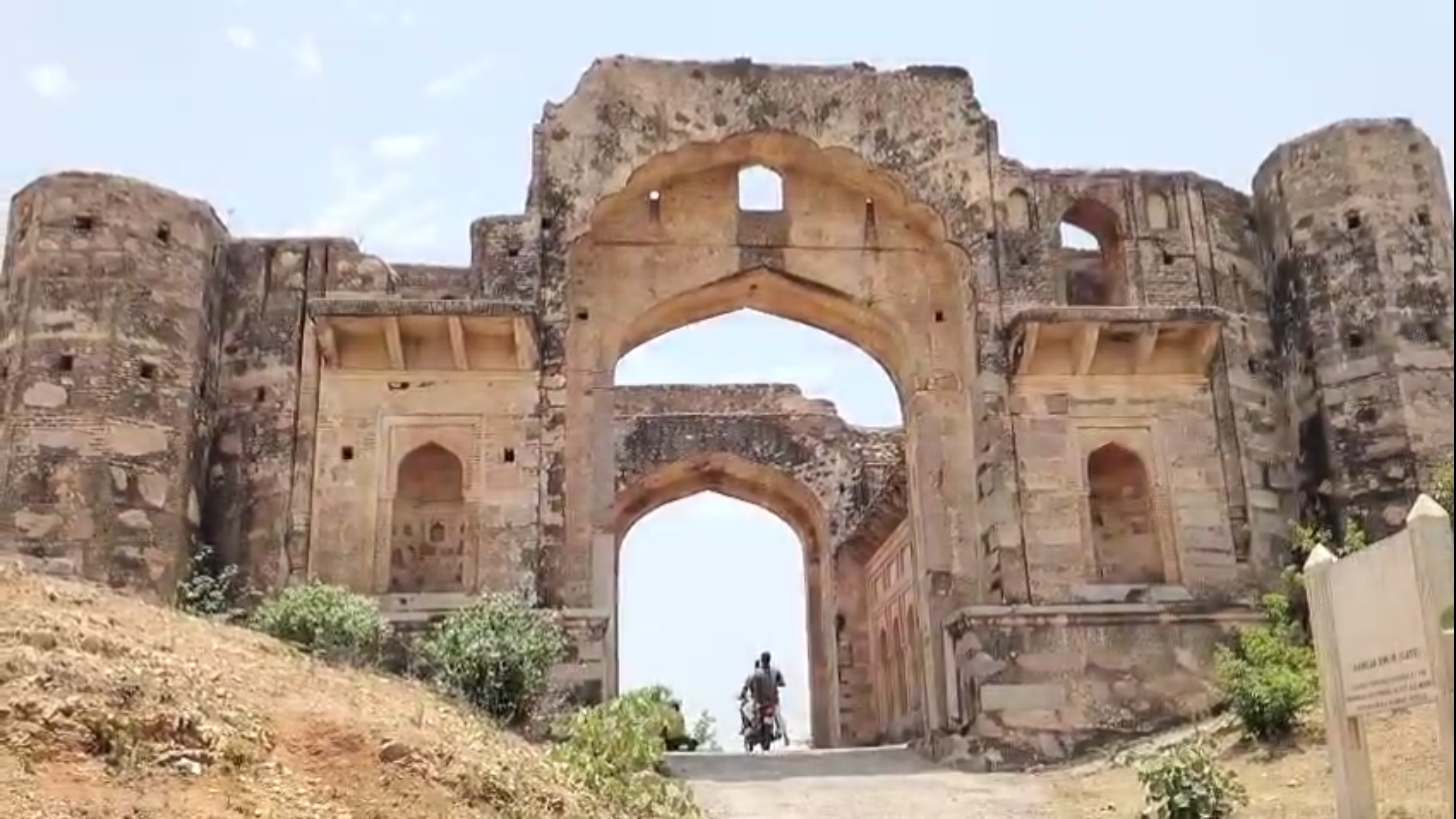 SHEETAL GARHI LIKE AIR CONDITIONER
