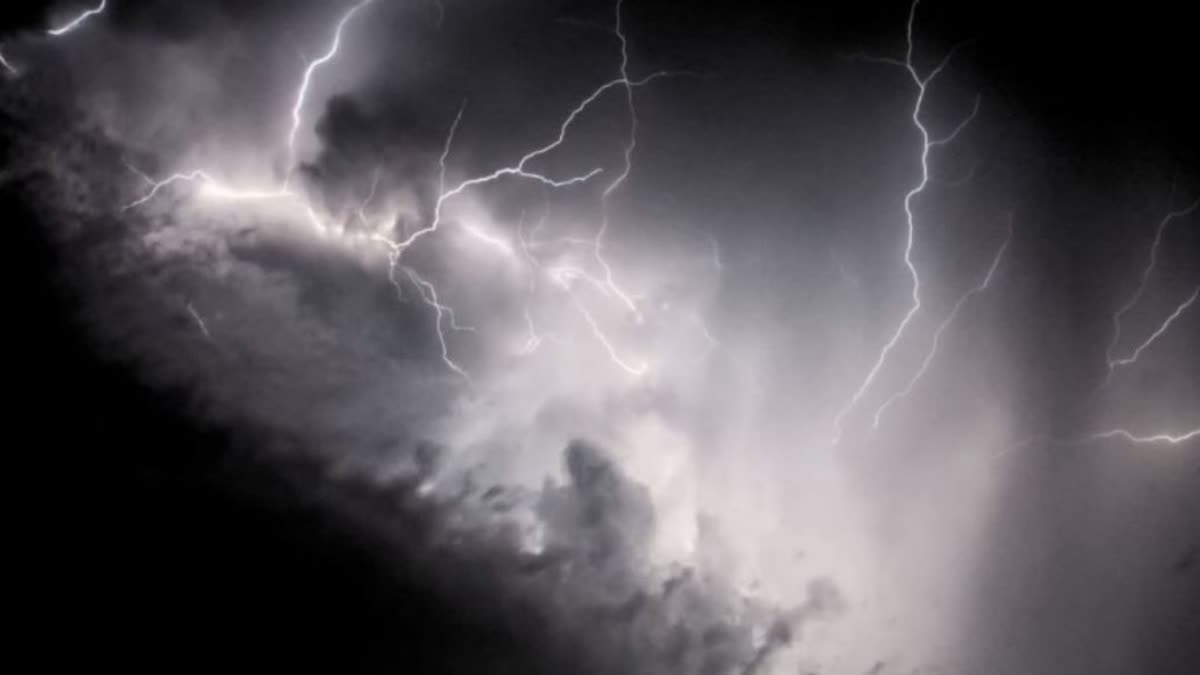 Lightning In Shivpuri
