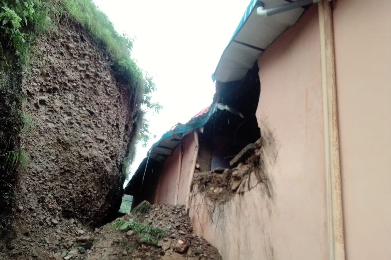 Landslide in Hamirpur.