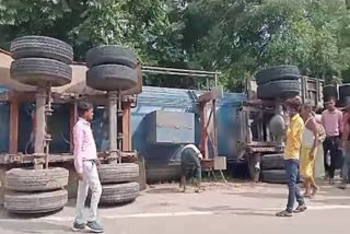 Several killed in tanker-autorickshaw collision at Vikrampur crossroads in Uttar Pradesh's Pratapgarh