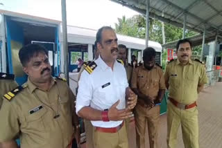 Kerala State Water Transport Department  new uniform Water Transport Department  Water Transport Department  uniform  muhamma station  മുഹമ്മ സ്റ്റേഷൻ  മുഹമ്മ സ്റ്റേഷൻ ജലഗതാഗത വകുപ്പ്  ജലഗതാഗത വകുപ്പ്  ജലഗതാഗത വകുപ്പിന്‍റെ പുതിയ യൂണിഫോം  യൂണിഫോം  ജലഗതാഗത വകുപ്പ് പുതിയ യൂണിഫോം മുഹമ്മ സ്റ്റേഷൻ  മുഹമ്മ  muhamma  kottayam