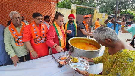 Delhi BJP started relief camps for flood displaced