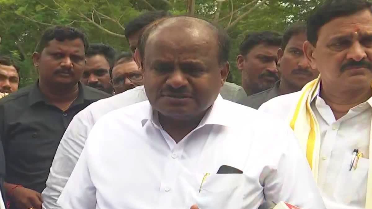 Union Minister Kumaraswamy on Vishaka Plant