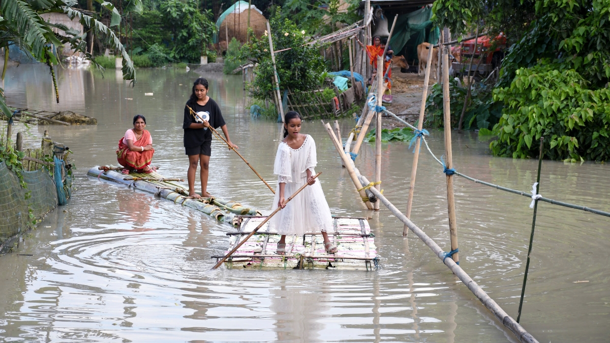 Flood wreaks havoc in Assam