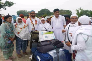 Arrival of second convoy of 153 pilgrims at Gaya Airport