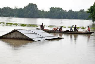 Flood wreaks havoc in Assam