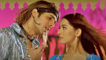 Fans Thrilled As Main Hoon Na Stars Zayed Khan And Amrita Rao Reunite After 21 Years For New Project - Watch