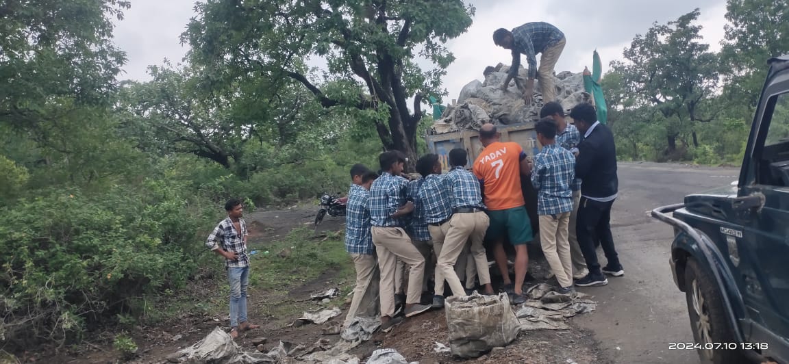 pachmari school students