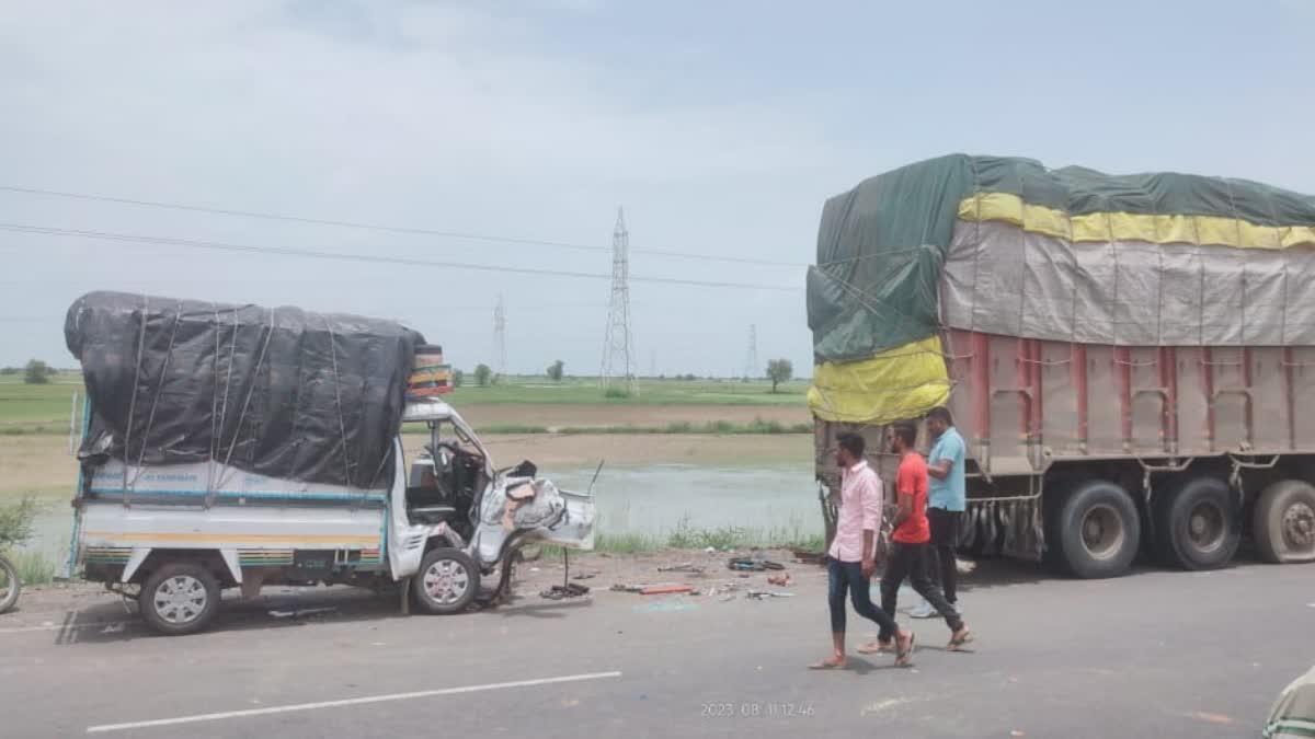 10 killed in a serious accident near Bavla-Bagodara in Ahmedabad