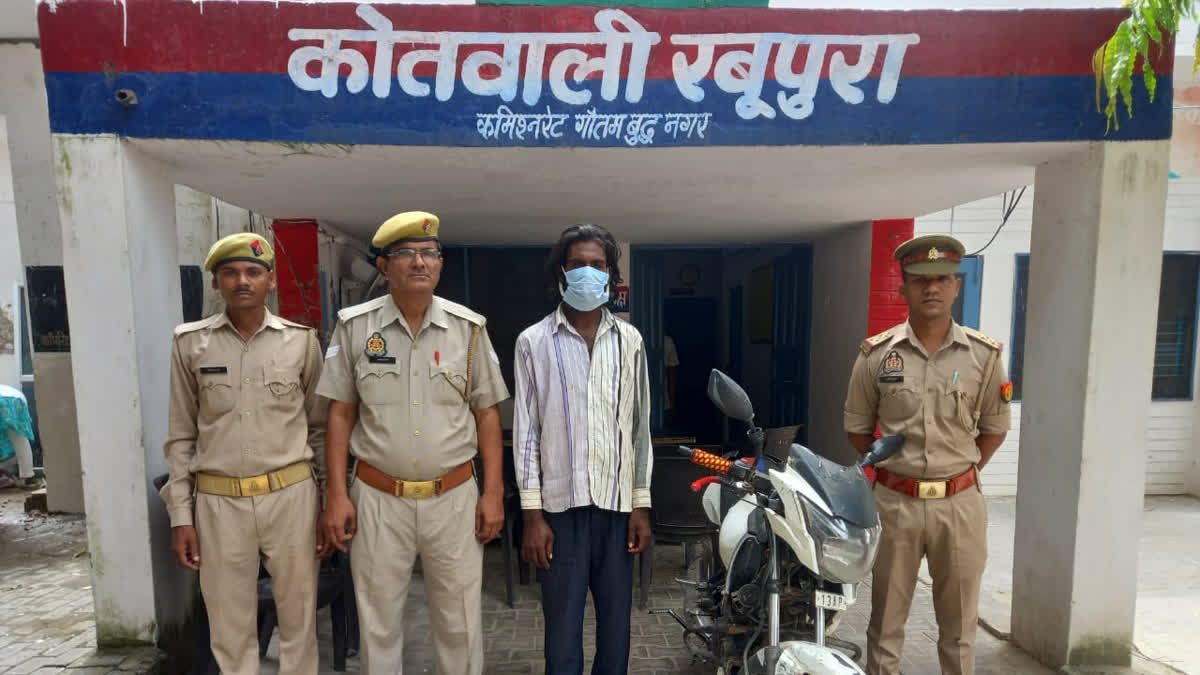 सारस का शिकार करने वाले एक आरोपी को पुलिस ने किया गिरफ्तार