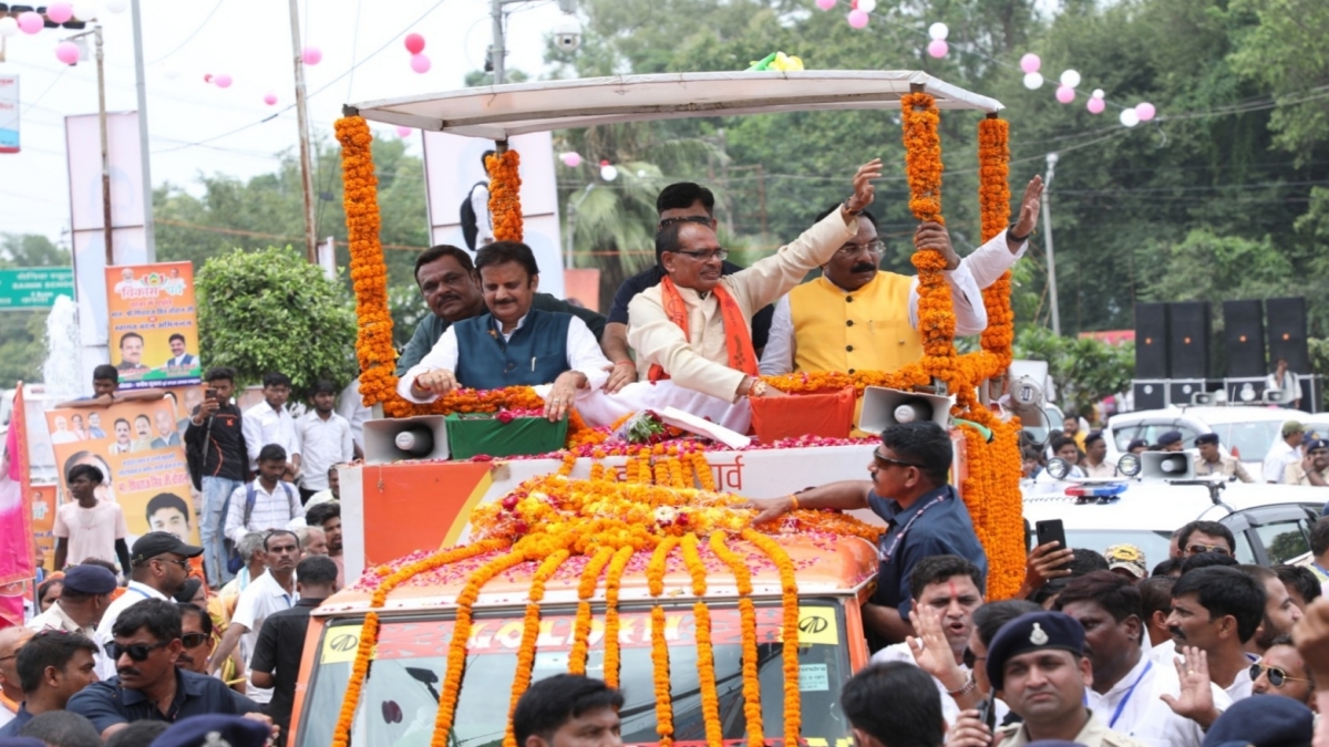 CM Shivrajs roadshow in Rewa