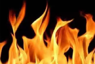 Blaze at multi-storey building in Kolkata; firefighters rush to spot