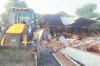 Ujjain bulldozer Action