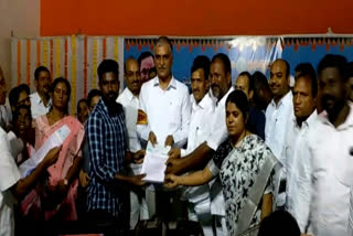 Harish Rao distributed Bc bandhu cheque