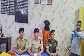 Etv Bharatpolice-continuously-raiding-and-arresting-the-miscreants-in-latehar