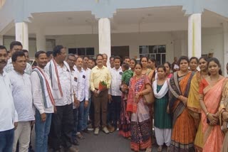 boudh sarpanch union gives memorandum to collector