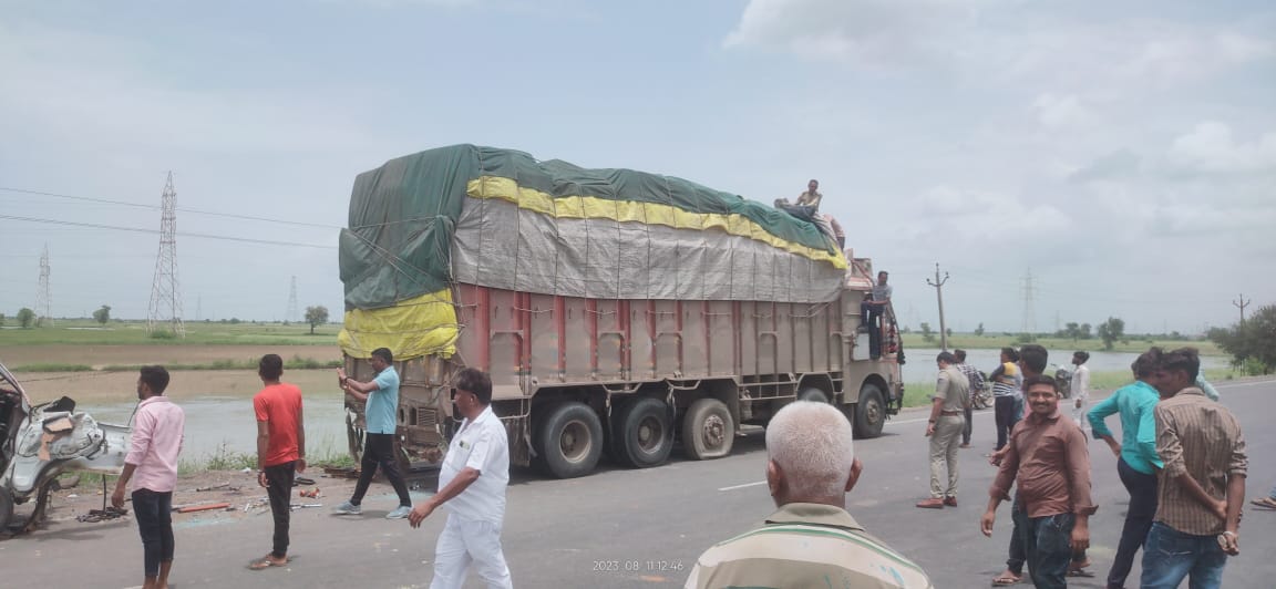 Road Accident in Ahmedabad Today