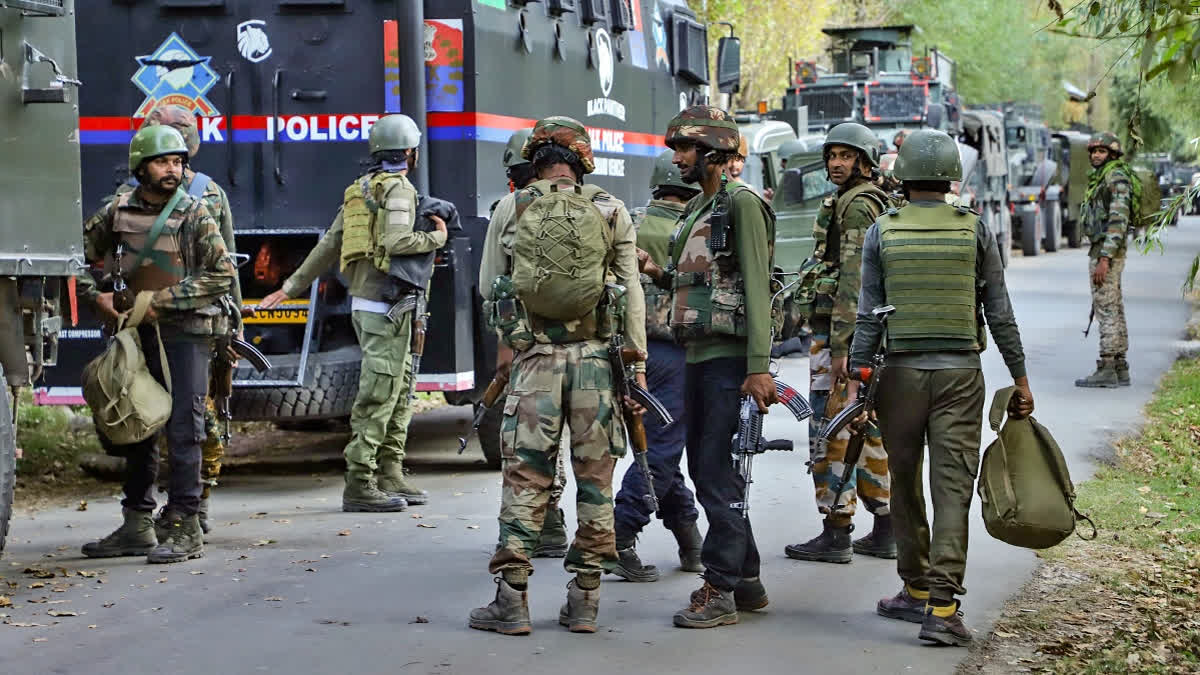 INDIAN ARMY  JAMMU AND KASHMIR  JK TERRORIST ATTACK  ANANTNAG ENCOUNTER