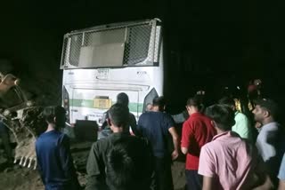 HRTC bus stuck in swamp in Mandi