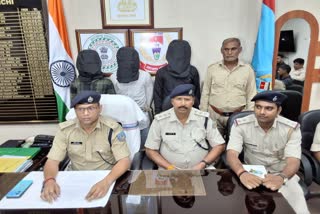 ranchi-police-arrested-three-naxalite