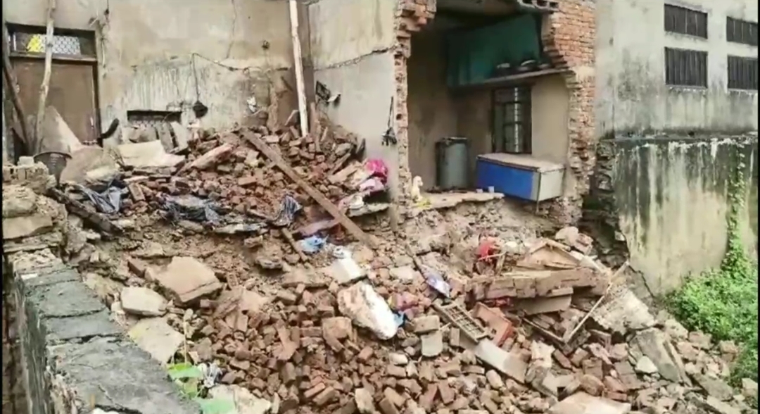 house collapsed in Alwar