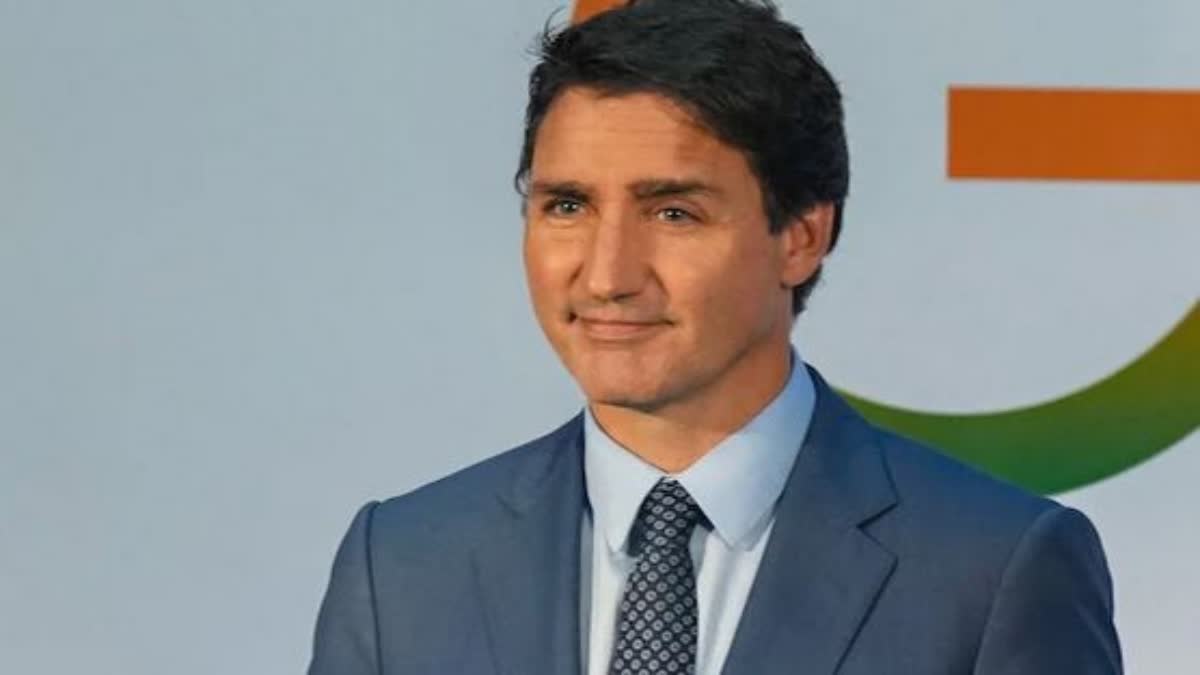 Canadian PM flight faces technical snag