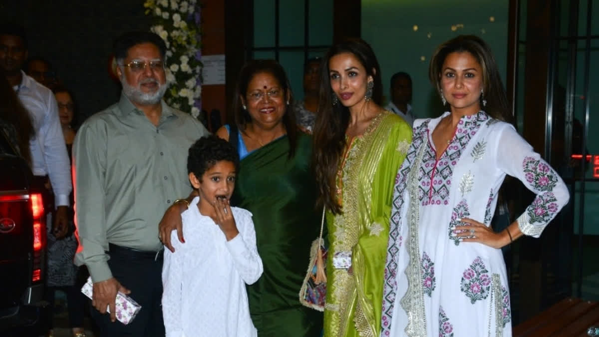 Malaika Arora with her family