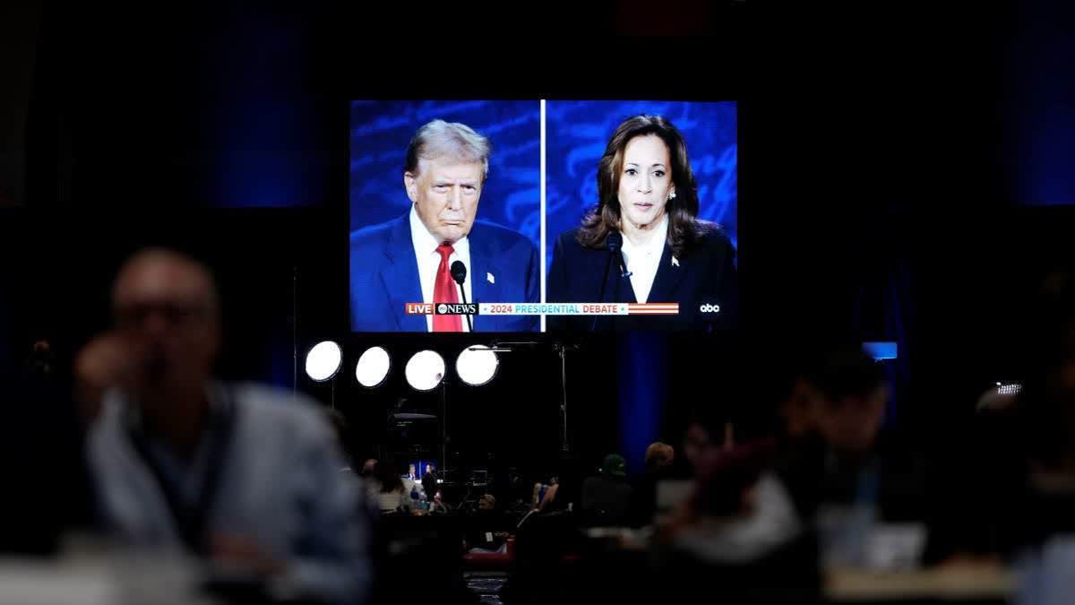 (Left) Donald Trump and (Right) Kamala Harris