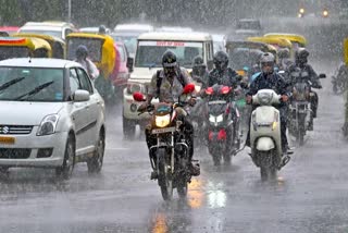 DEPRESSION IN BAY OF BENGAL  HEAVY RAIN IN KARNATAKA  KARNATAKA RAIN UPDATE  BENGALURU