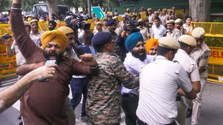 Delhi BJP Sikh Prakoshth, along with senior Sikh leaders, being detained by police personnel during a protest against Rahul Gandhi's insensitive comments toward Sikhs at 10 Janpath on Wednesday, September 11, 2024.