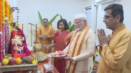 PM Modi participated in Ganpati Puja at CJI Chandrachud's residence