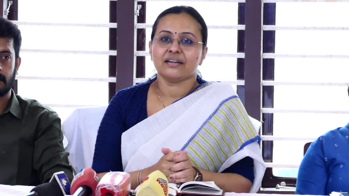 Minister Veena George  Development Activities In Health Sector  Ardram Arogyam  Solar Panels In Hospitals  Veena George On Development Activities  മന്ത്രി വീണ ജോർജ്  ആരോഗ്യ മേഖലയിലെ വികസന പ്രവർത്തനങ്ങൾ  ആർദ്രം ആരോഗ്യം പരിപാടി  ആരോഗ്യ കേന്ദ്രങ്ങൾ സന്ദർശിച്ച് മന്ത്രി വീണ ജോർജ്  ആരോഗ്യ കേന്ദ്രങ്ങളിൽ സോളാർ പാനലുകൾ